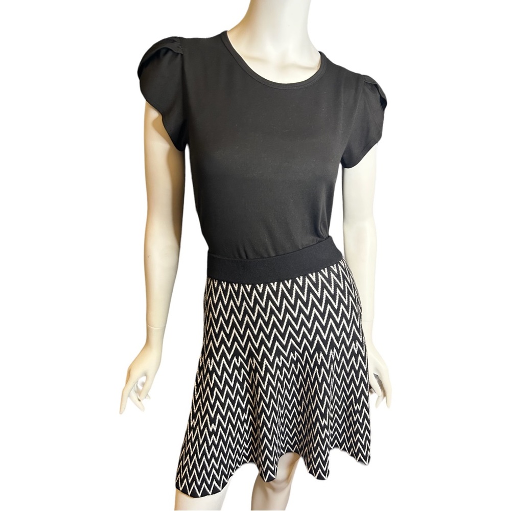 NWT Love Scarlet Black Knit Skirt Size Petite XL